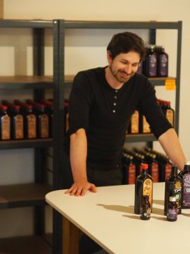 Byliny umí zlepšit kvalitu života, říká Ondřej, zakladatel manufaktury Nápoje Lásky